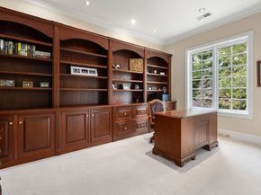 6 Witherbee Ln, Southborough MA 01772