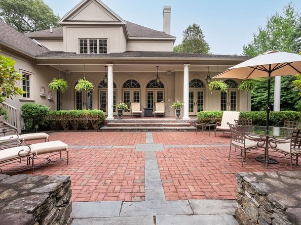 6 Witherbee Ln, Southborough MA 01772
