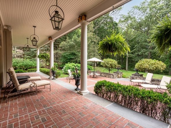 6 Witherbee Ln, Southborough MA 01772