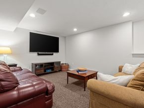 7 Huckleberry Road, Hopkinton MA 01748