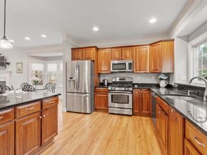 8 Mcneil Cir 8, Hopkinton MA 01748