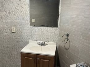 34 Irving St, Worcester MA 01609