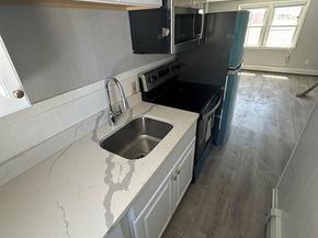 34 Irving St, Worcester MA 01609