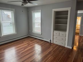 34 Irving St, Worcester MA 01609