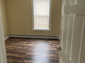 34 Irving St, Worcester MA 01609