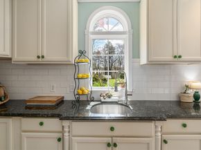 249 High St, Duxbury MA 02332