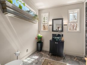 249 High St, Duxbury MA 02332
