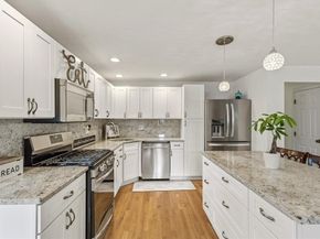 15 Fuller Rd, Middleton MA 01949