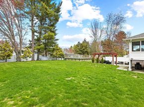 15 Fuller Rd, Middleton MA 01949