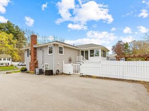15 Fuller Rd, Middleton MA 01949