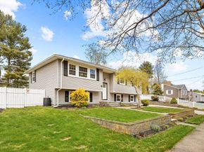 15 Fuller Rd, Middleton MA 01949