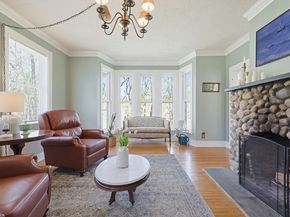1 Highland Rd, Lakeville MA 02347