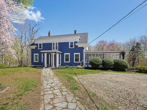 1 Highland Rd, Lakeville MA 02347