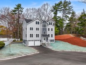 24 Marion St, Walpole MA 02081