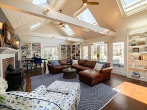 40 Pinewood Ln, Duxbury MA 02332