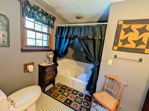 178 Dennison Hill Rd, Southbridge MA 01550