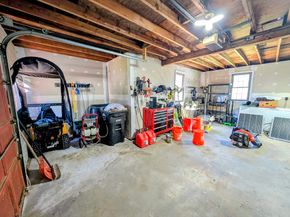 178 Dennison Hill Rd, Southbridge MA 01550