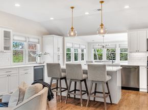 72 Oakcrest Rd, Needham MA 02492