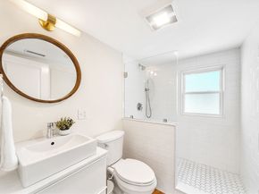 72 Oakcrest Rd, Needham MA 02492
