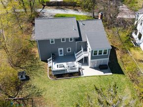72 Oakcrest Rd, Needham MA 02492