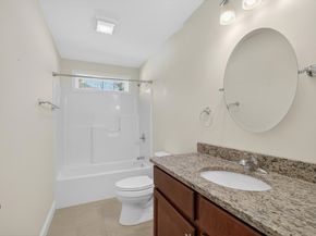 36 Village Rd 36, Paxton MA 01612