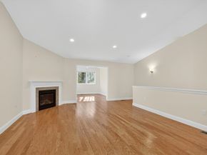 36 Village Rd 36, Paxton MA 01612
