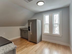 24 Dunlap St, Salem MA 01970