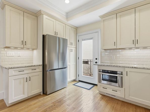 21 Wesley St, Boston MA 02129