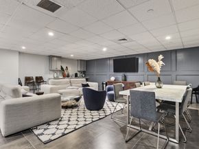 14 West Broadway 7L, Boston MA 02127