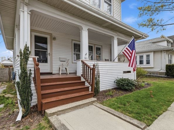 141 Bromfield St, Quincy MA 02170