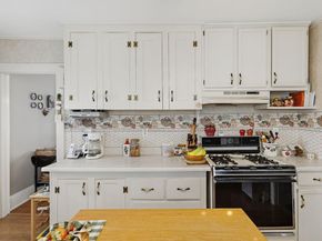 141 Bromfield St, Quincy MA 02170