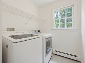 9 Hunter Lane, Medway MA 02053