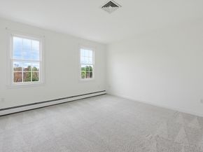 9 Hunter Lane, Medway MA 02053