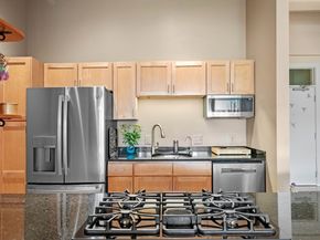 51 Lafayette St 207, Salem MA 01970