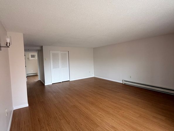 1186 Worcester Rd 921, Framingham MA 01702