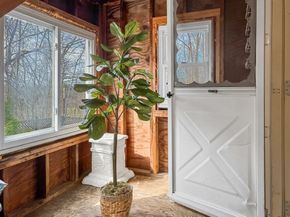 43 Allen St, Gardner MA 01440