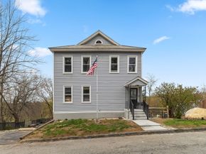 43 Allen St, Gardner MA 01440