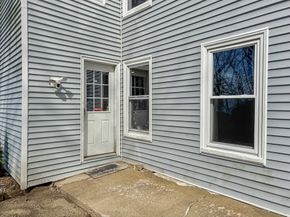 43 Allen St, Gardner MA 01440