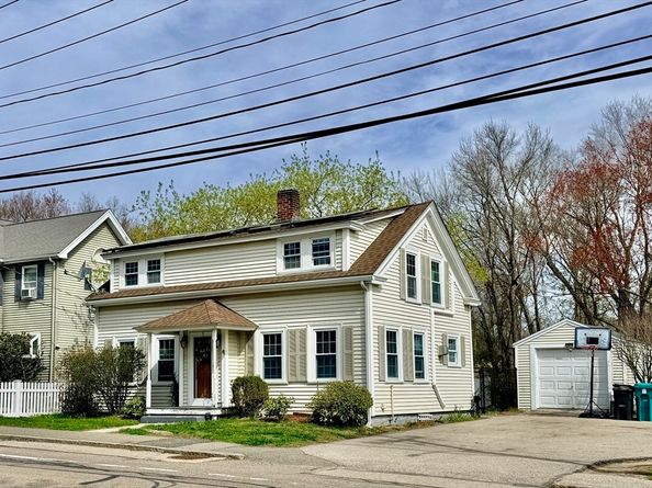 41 Main St, Upton MA 01568