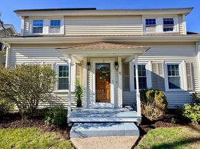 41 Main St, Upton MA 01568