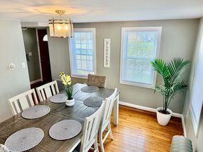 41 Main St, Upton MA 01568