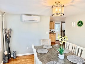 41 Main St, Upton MA 01568
