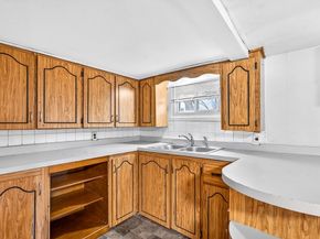 40 Moran St, Gardner MA 01440