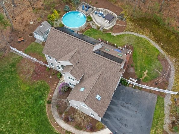 154 South Street, Upton MA 01568