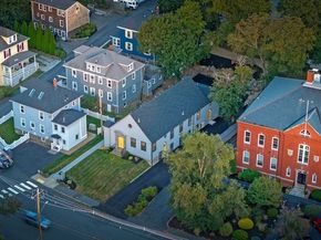 132 - 134 Elm Street 132, Marblehead MA 01945
