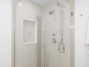 132 - 134 Elm Street 132, Marblehead MA 01945