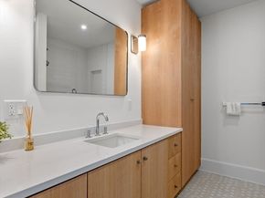 132 - 134 Elm Street 132, Marblehead MA 01945