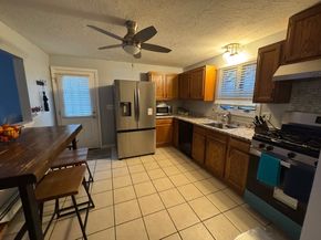117 Saint Andre Dr, Uxbridge MA 01569