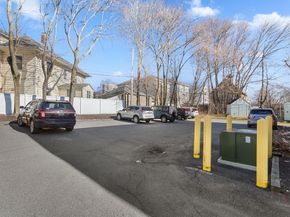 15 Houghton Street 12, Worcester MA 01604