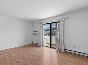 15 Houghton Street 12, Worcester MA 01604
